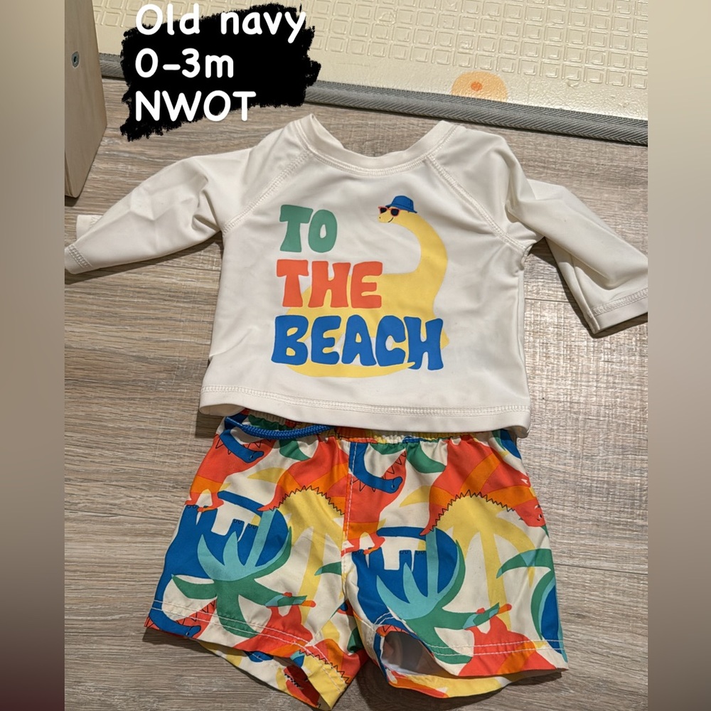Old navy swim suit 0-3 months